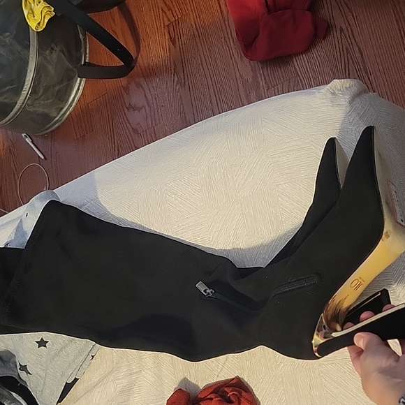 J lo boots - Picture 1 of 2